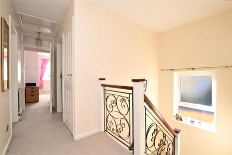 56 Bankside, Brighton, BN1 5GN