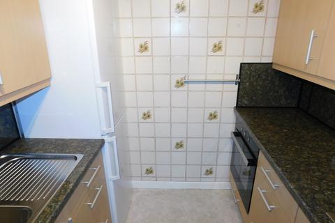 1 bedroom retirement property for sale, Homeborough House, Hythe SO45