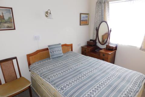 1 bedroom retirement property for sale, Homeborough House, Hythe SO45