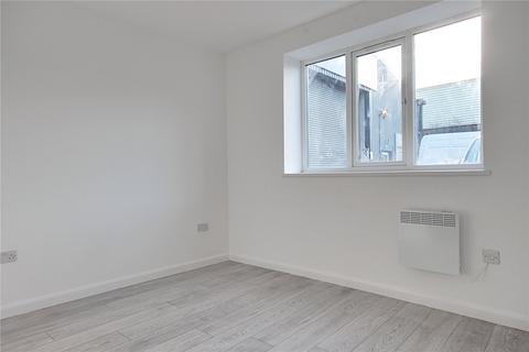 1 bedroom flat to rent, Crown Road, Enfield, EN1