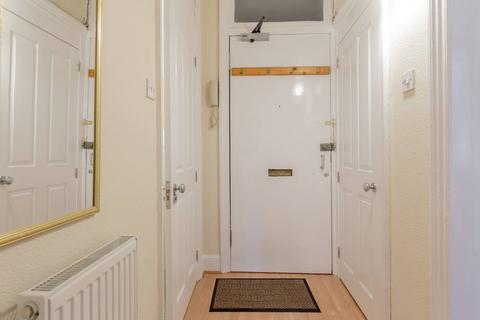 1f2, 6 Buccleuch Terrace, Newington, Edinburgh, EH8 9ND