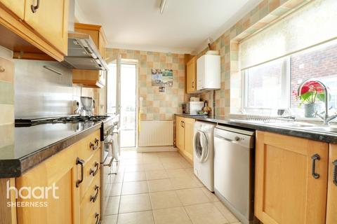 35 Abbey View Drive, Minster On Sea, Sheerness, ME12 2JW
