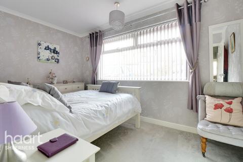 35 Abbey View Drive, Minster On Sea, Sheerness, ME12 2JW