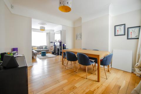 35 Albany Road, Enfield, EN3 5UB