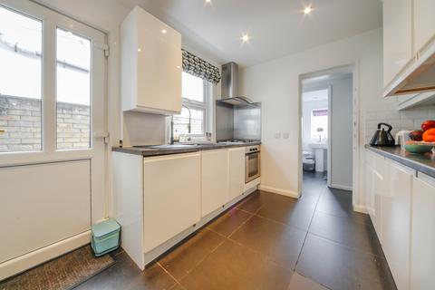 35 Albany Road, Enfield, EN3 5UB