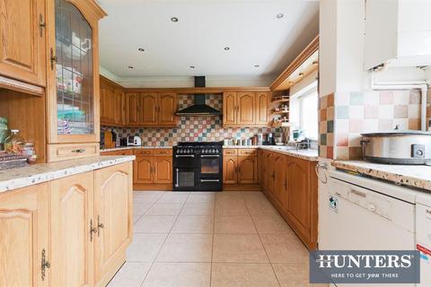55 Durham Avenue, Hounslow, TW5 0HG