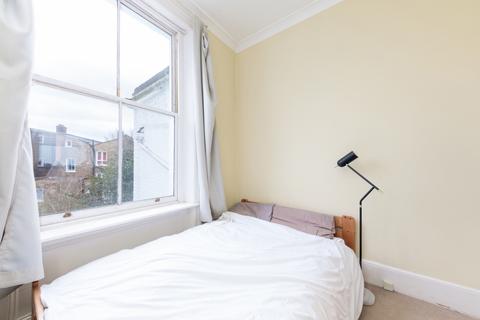 Flat 2, 1 Healey Street, London, NW1 8SR