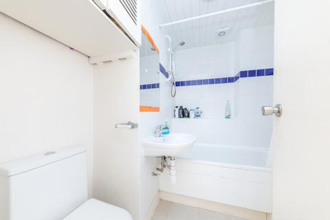 Flat 2, 1 Healey Street, London, NW1 8SR