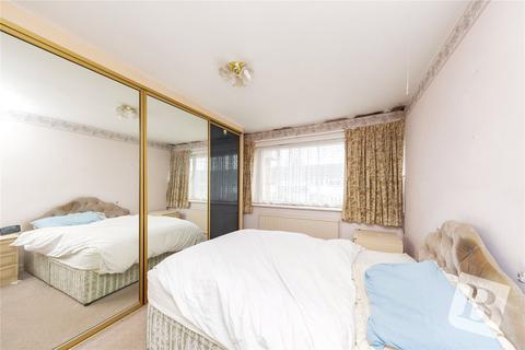 53 West Malling Way, Hornchurch, RM12 5RS