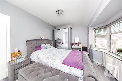 62 Sandown Avenue, Dagenham, RM10 8XD