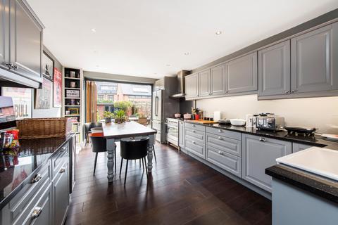 36 Winchester Avenue, London, NW6 7TU