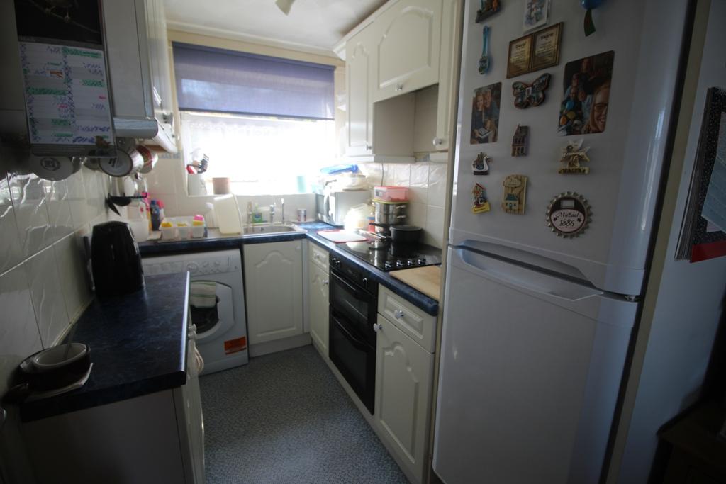Viking Way, Kings Park, Eastbourne BN23 2 bed semidetached bungalow