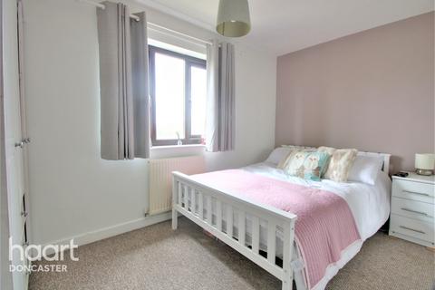 20 Lords Close, Edlington, Doncaster, DN12 1SE