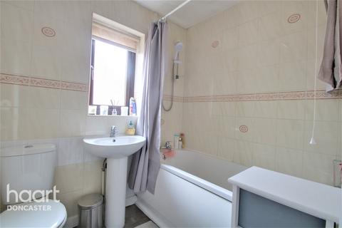 20 Lords Close, Edlington, Doncaster, DN12 1SE