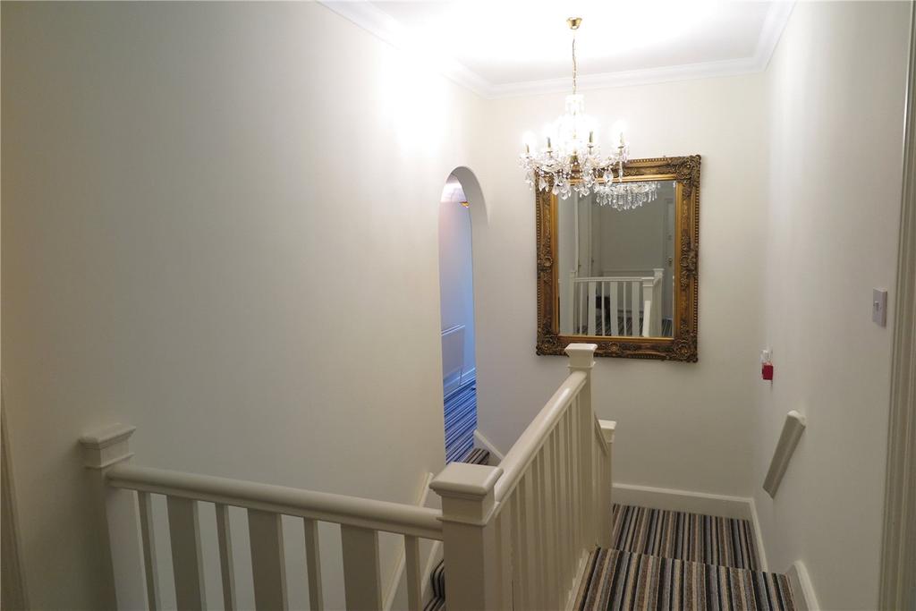 Firgrove Hill, Farnham, GU9 1 bed in a house share £625 pcm (£144 pw)