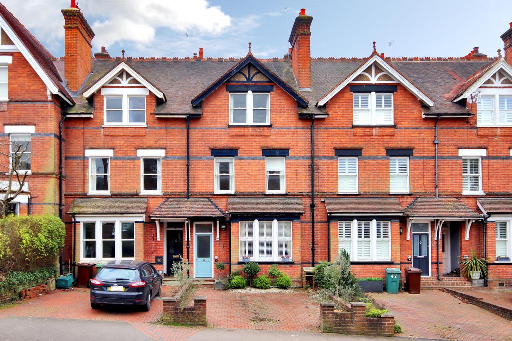 Grove Hill Road, Tunbridge Wells, Kent, TN1 4 bed house £895,000