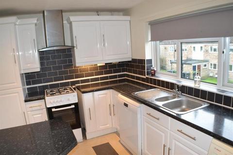 2 bedroom flat to rent, Strokins Road, Kingsclere, RG20