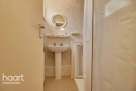8 Chipmunk Grove, Northolt, UB5 6EF