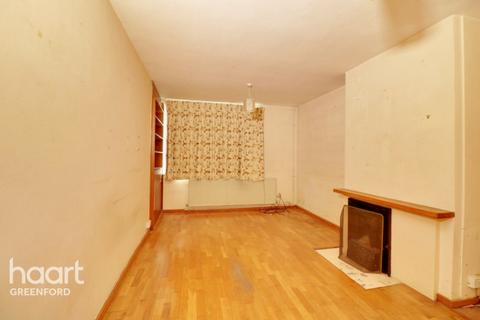 8 Chipmunk Grove, Northolt, UB5 6EF