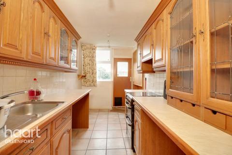 8 Chipmunk Grove, Northolt, UB5 6EF