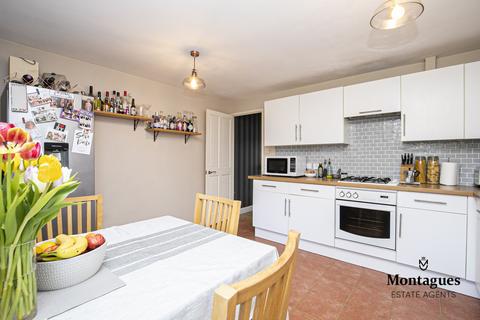 33 Beaufort Close, North Weald, Epping, CM16 6JZ