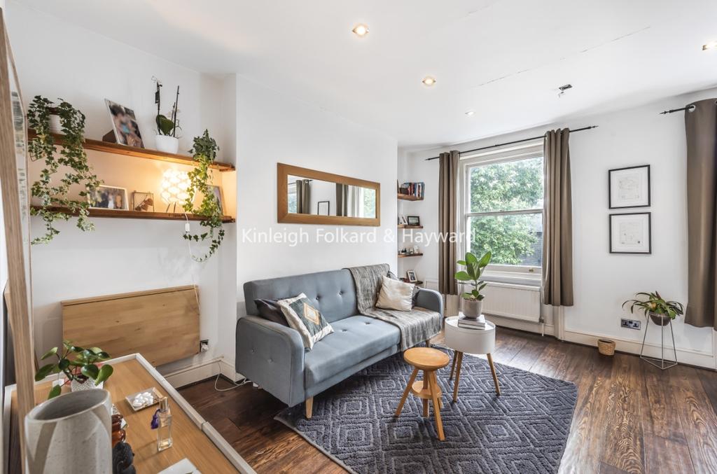 Englands Lane London NW3 1 bed flat £1,369 pcm (£316 pw)