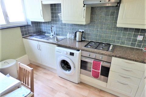 3 bedroom house to rent - Tredegar Road, Bow E3