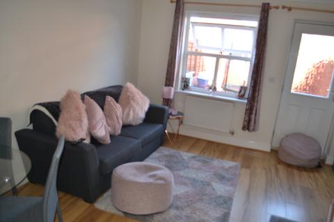 21 Ward Close, Fradley, Lichfield, WS13 8TS