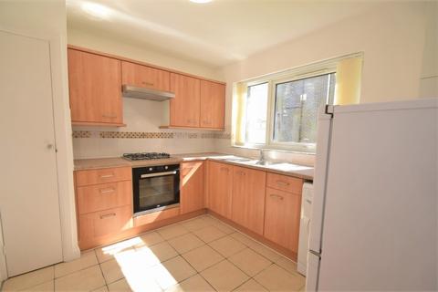2 bedroom flat to rent - Bassett