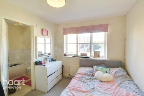 145 Star Lane, Orpington, BR5 3LN