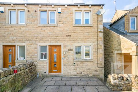 10 Oak Dene Close, Greenfield, Oldham, OL3 7JB
