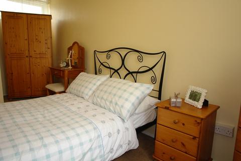 2 Barmouth Walk, Oldham, OL8 4SH