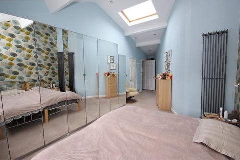 10 Melingriffith Drive, Cardiff, CF14 2TS