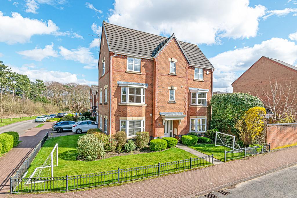 Tresham Drive, Grappenhall Heys, Warrington, Cheshire 4 bed semi