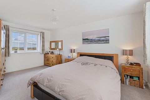 8 Taylor Close, Tonbridge, TN9 2FE