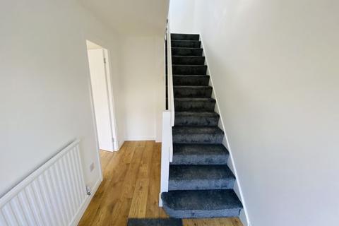 38 Woodview, Cimla, Neath, SA11 3BJ