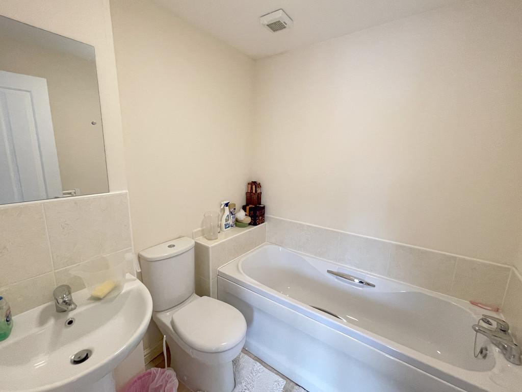 Bedroom Two En-suite