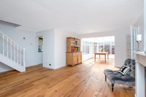 6 Brindle Gate, Sidcup, DA15 8BU