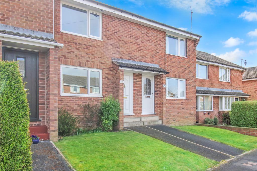 Moorside Dale, Ripon, HG4 2RY 2 bed terraced house £175,000
