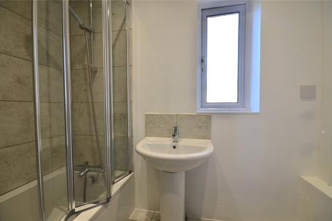 1 Engalee, East Grinstead, RH19 1FE