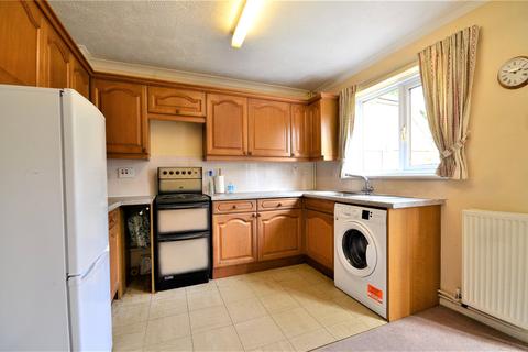 1 Engalee, East Grinstead, RH19 1FE