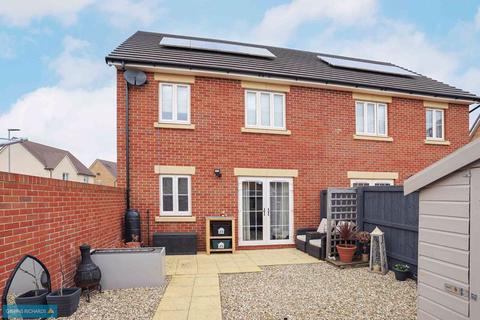 23 Derham Close, Creech St Michael, Taunton, TA3 5FG