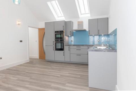 2 bedroom apartment to rent, Doyle Road, St. Peter Port, Guernsey
