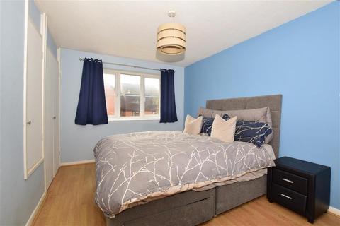 27 Bracken Close, Bookham, Leatherhead, KT23 3ER