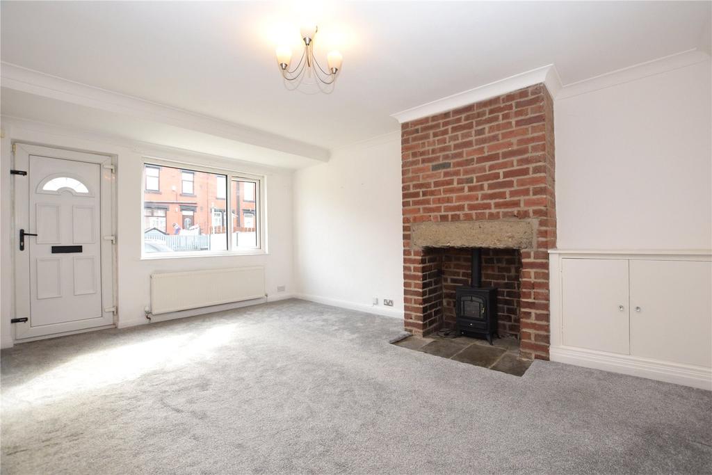 Longroyd Avenue, Leeds 1 bed terraced house £500 pcm (£115 pw)