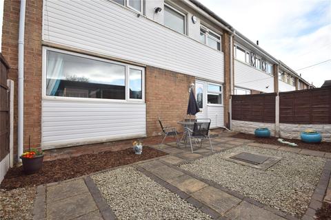43 Blakeley Grove, Wakefield, WF2 9PN