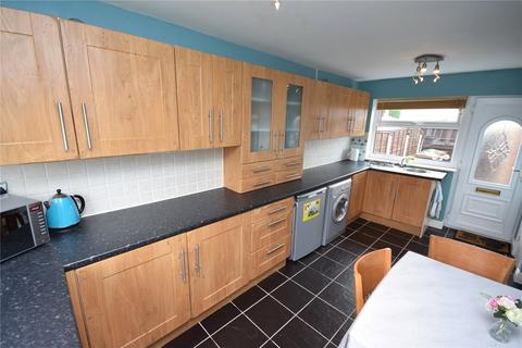 43 Blakeley Grove, Wakefield, WF2 9PN
