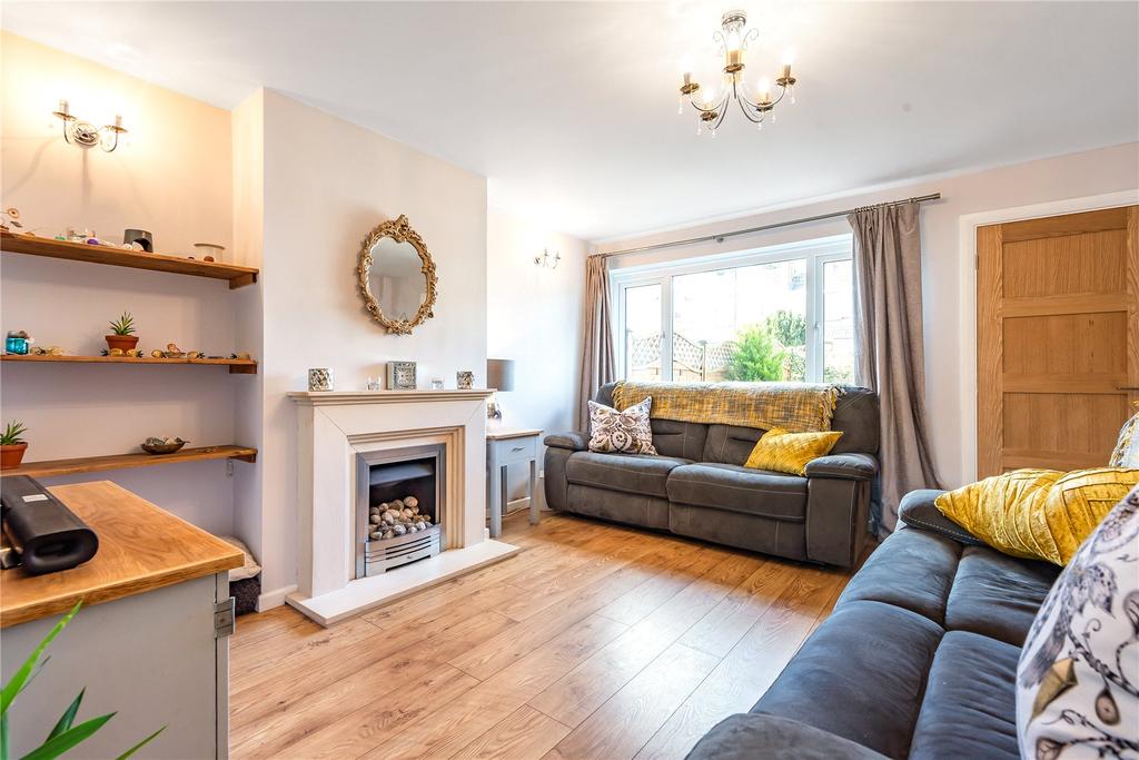 Fairways Avenue, Harrogate 4 bed semidetached house £285,000