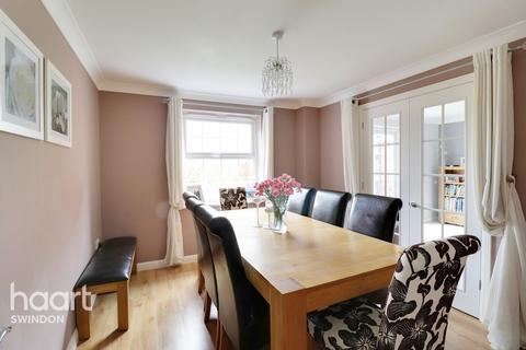 57 Birkdale Close, Swindon, SN25 2DH