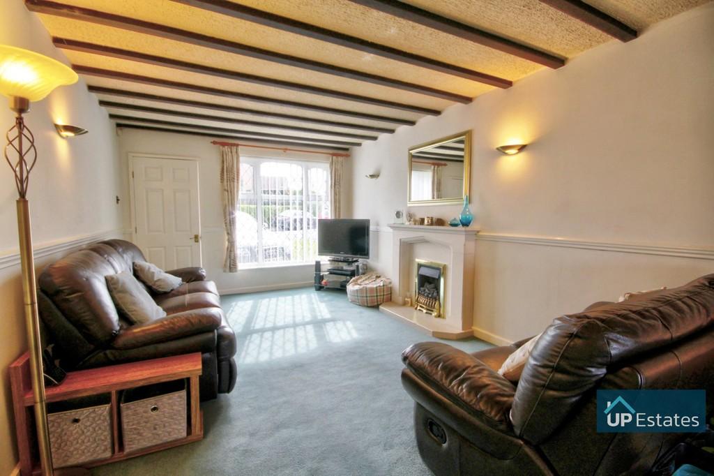 Leven Way, Coventry 4 bed semidetached house £260,000
